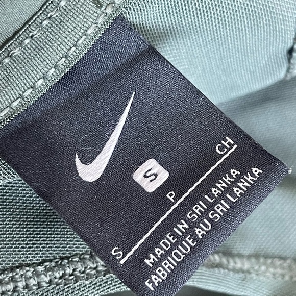 Nike Olive Green Sports Bra - Picture 5 of 9